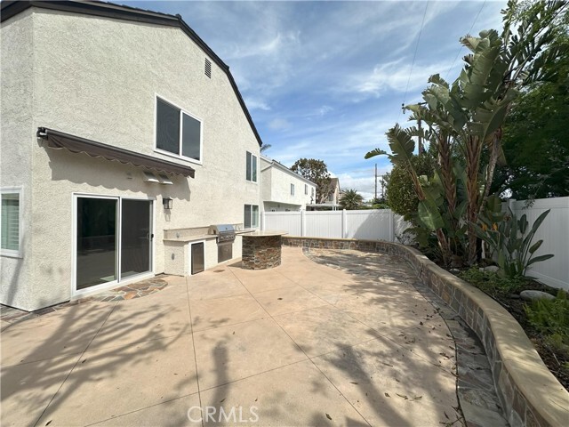 Building Photo - 2353 Littleton Cir