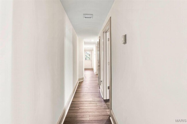 Building Photo - 3654 Shaw Blvd