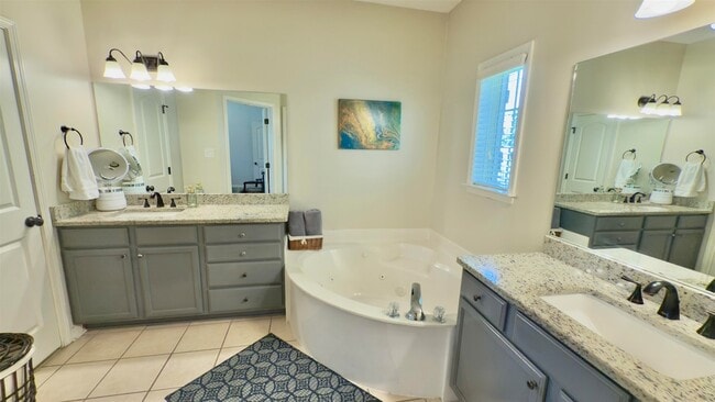 Building Photo - 11215 Carston Cove