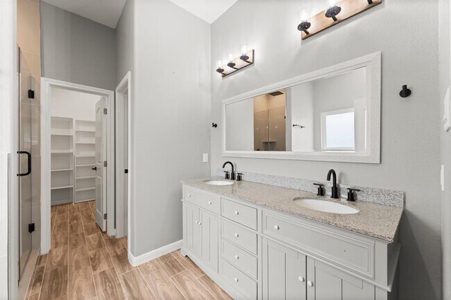 Building Photo - 12511 Savage Ct