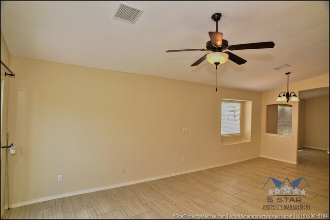 Building Photo - 14920 Tim Hardaway