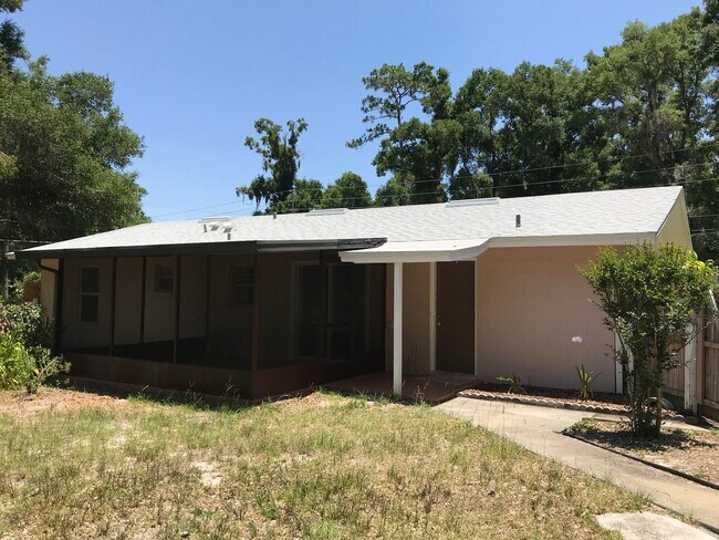 Building Photo - Unique Find! HUGE detached garage/workshop, 3 bedroom, 1 1/2 bath home, screened porch