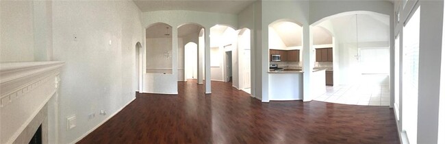 Building Photo - 4715 Schiller Park Ln