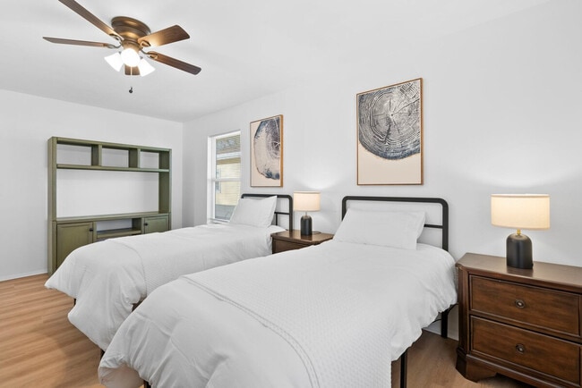 Building Photo - 1315 Washington St