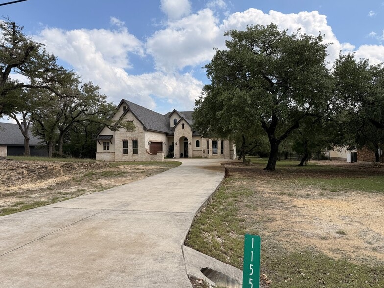 Building Photo - 1155 Glenwood Loop