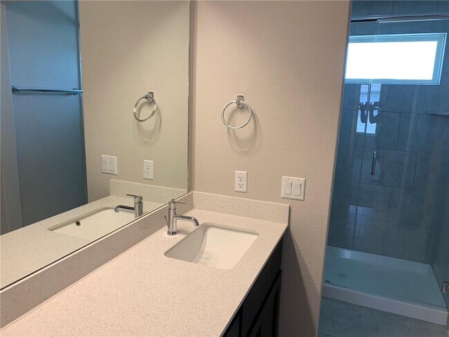 Building Photo - 109 White Dunes Dr