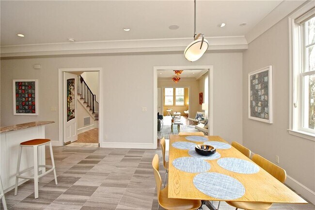 Building Photo - 203 Coggeshall Ave