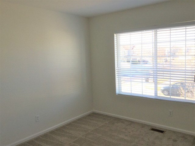 Building Photo - 5552 N Genoa St