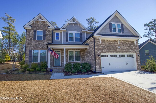 Primary Photo - 660 Ave of the Carolinas