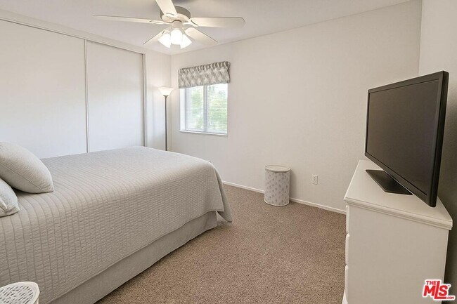 Building Photo - 16462 Turnbury Ct