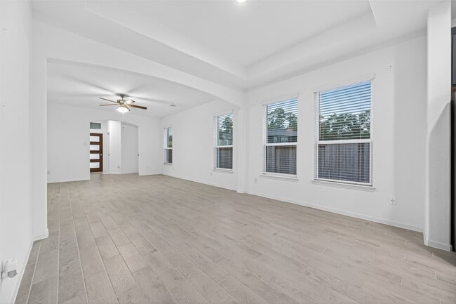 Building Photo - 27228 Mockingbird Ter Ln