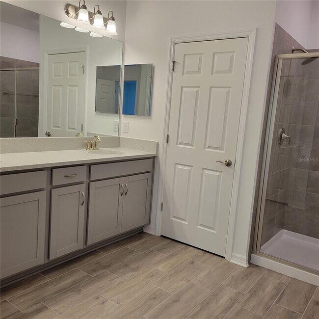 Building Photo - 3088 Via Sienna Cir