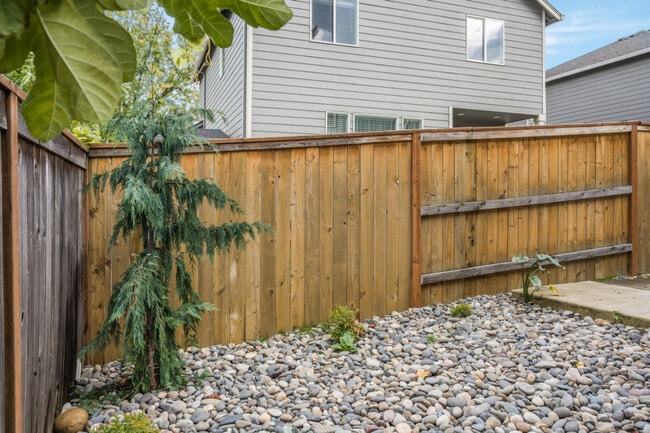 Building Photo - 1703 SE 176th Ave