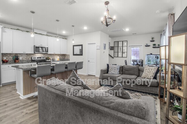 Building Photo - 148 Benelli Dr