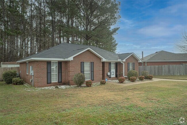 Building Photo - 932 Eastern Oaks Dr