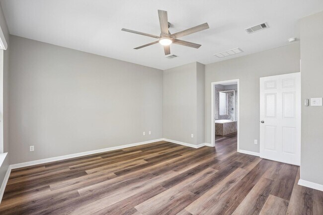 Building Photo - 1408 Gorham St