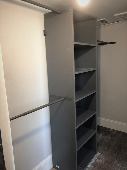 walk in closet - 4210 Langland St