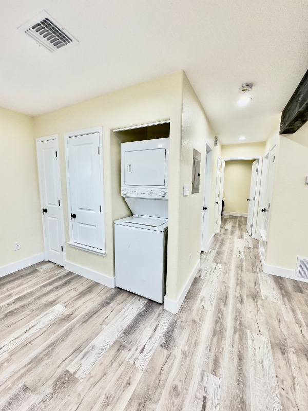 Building Photo - 107 Goodhue Ave