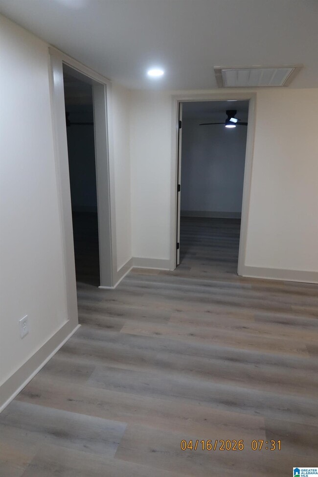 Building Photo - 320 Samford St