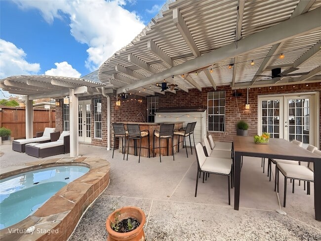 Building Photo - 1762 Lakeside Enclave Dr