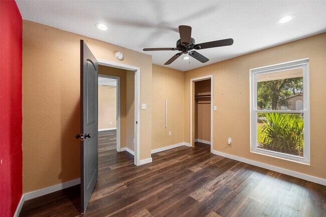 Building Photo - 13114 Pantano Dr