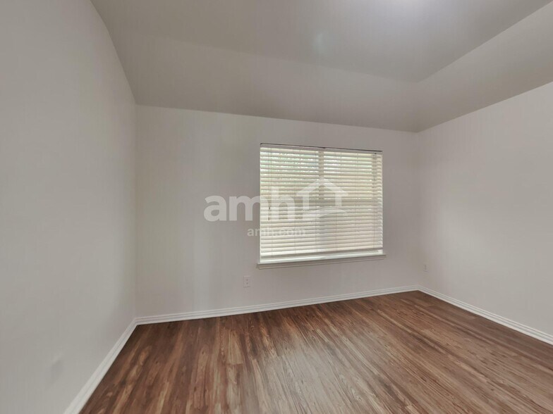 Building Photo - 4412 Mallow Oak Dr