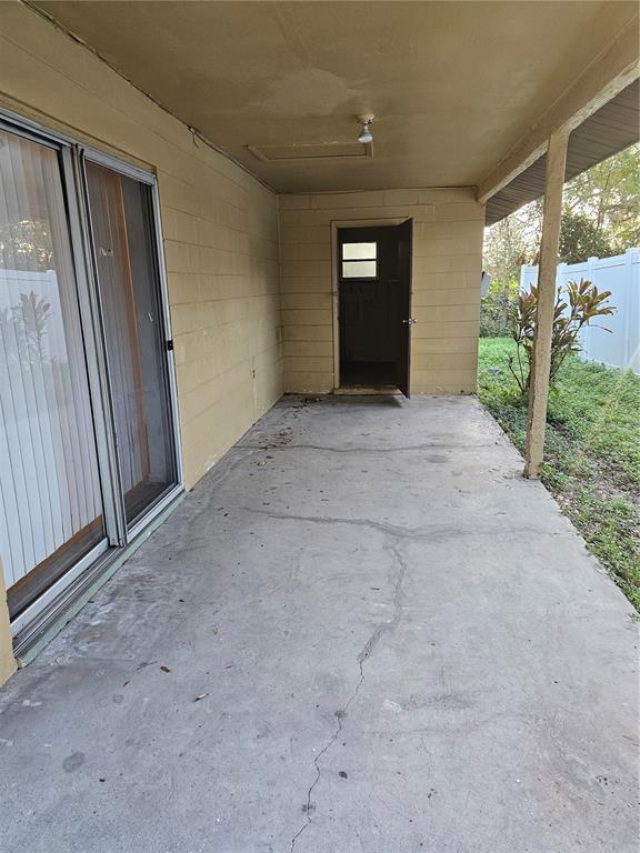 Building Photo - 331 W Alamo Dr