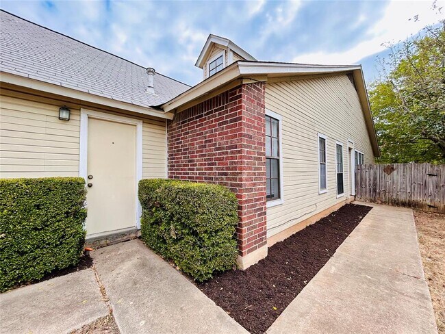 Building Photo - 9317 Kempler Dr