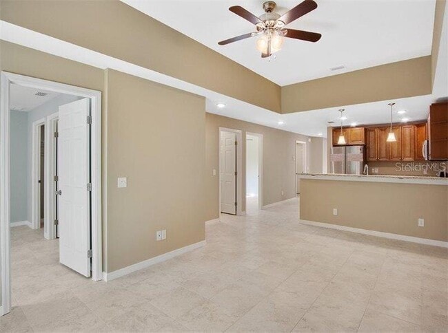 Building Photo - 17113 Thompson Ave