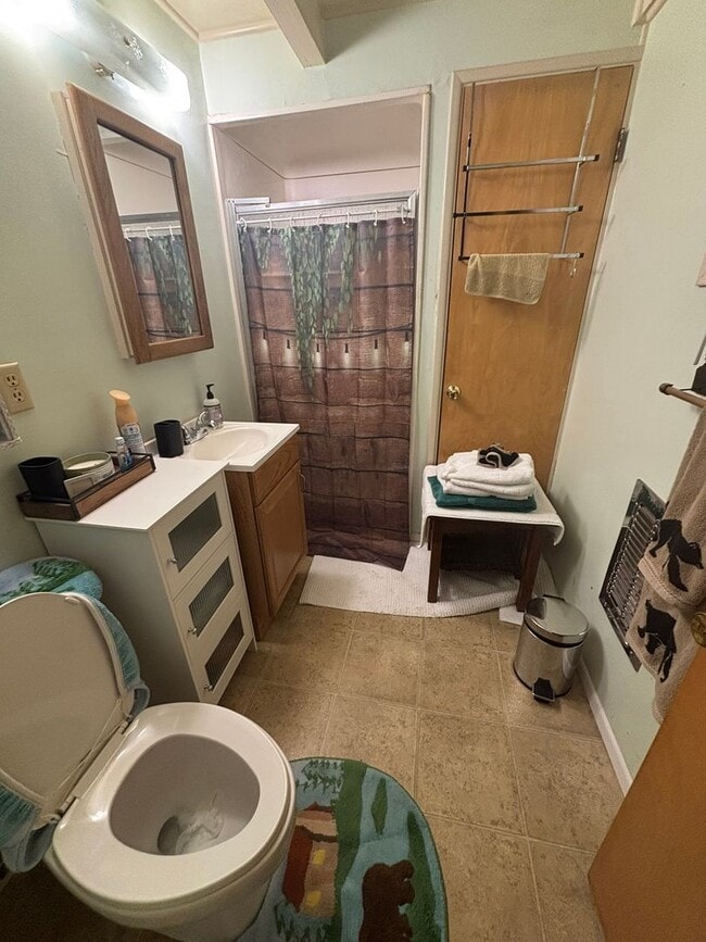 Building Photo - Coming Soon: Fully Furnished A-Frame Cabin with Loft and Mountain Views in Wofford Heights