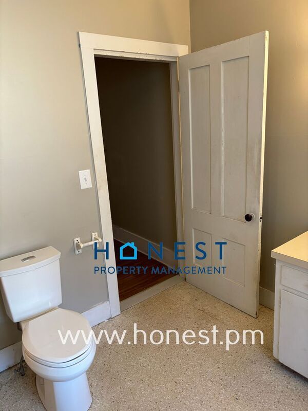 Building Photo - 60 Cumberland St