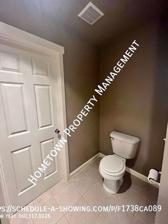 Building Photo - 7011 Prism St SE