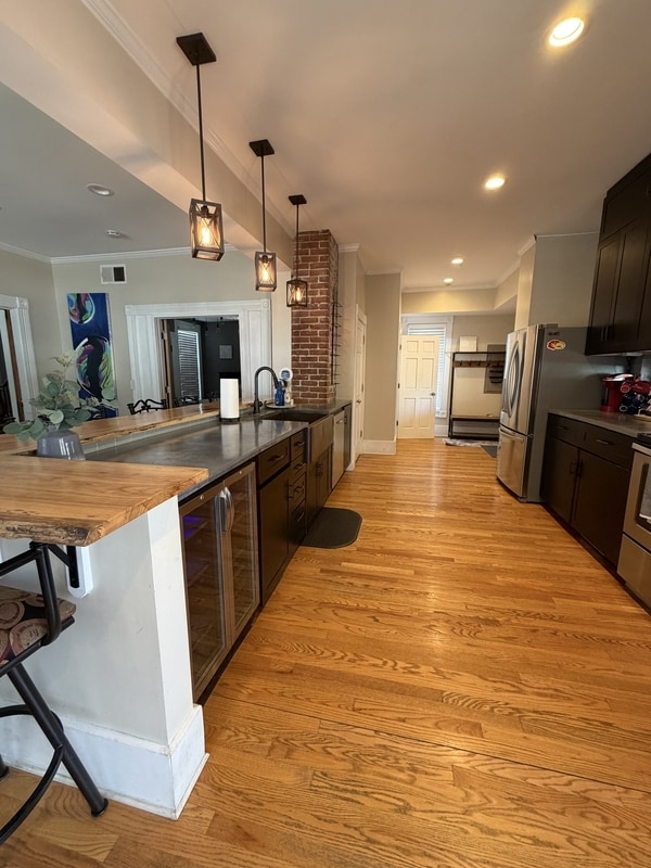 Building Photo - 845 Illinois St