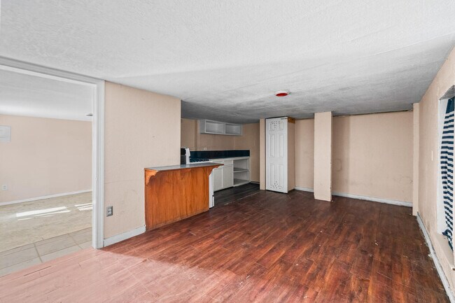 Building Photo - 1608 29th St