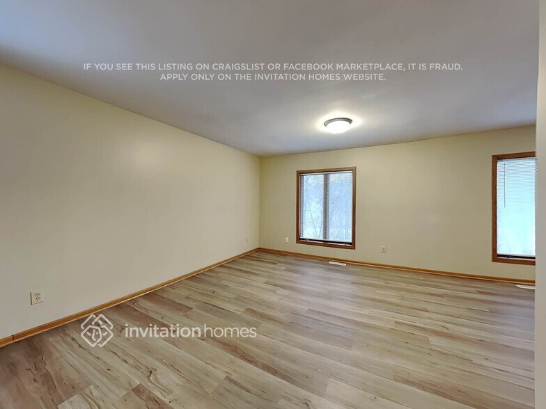 Building Photo - 1937 Oakland Rd