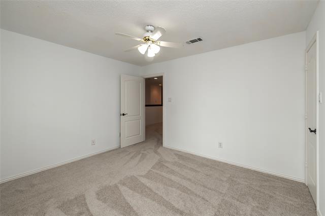 Building Photo - 7100 Oakbrook Dr