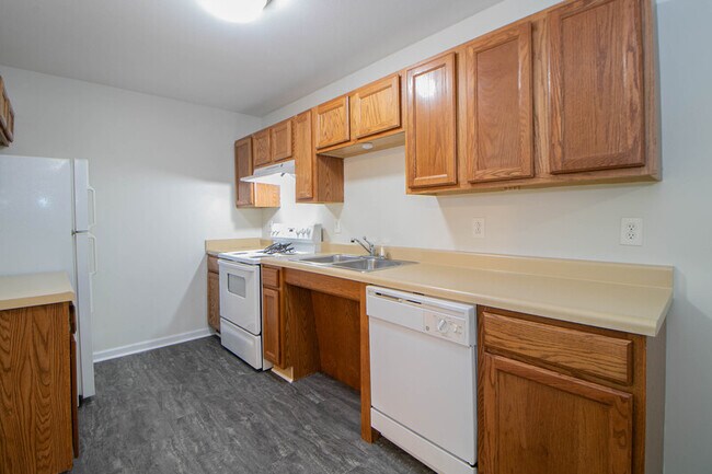 Building Photo - 299 Raleigh Dr