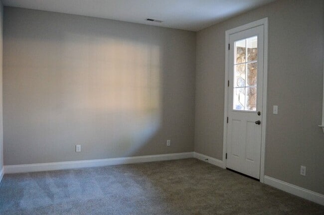Building Photo - 804 Bankston Wds Wy