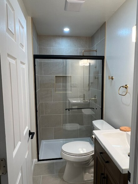 Building Photo - 522 E Indian Spring Dr