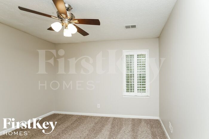 Building Photo - 4042 Hampton Ct