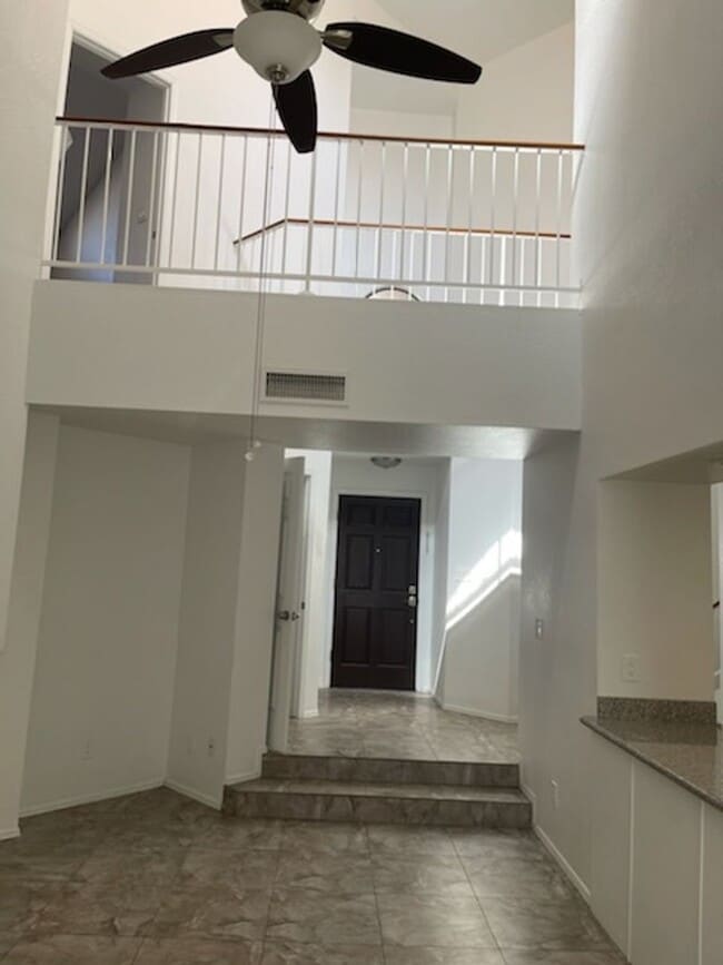 Building Photo - 2 bed 2.5 bath in Tempe