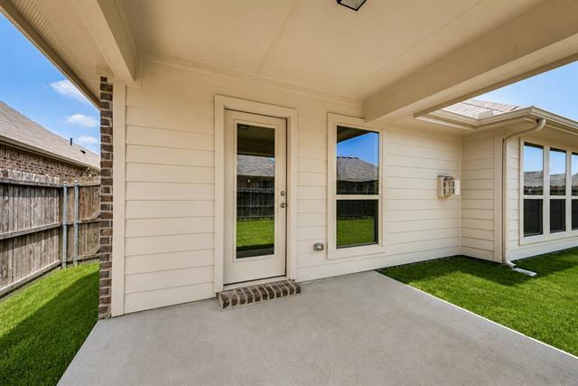 Building Photo - 800 Bird Creek Dr