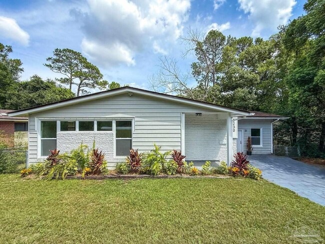 Primary Photo - 5230 Springhill Dr