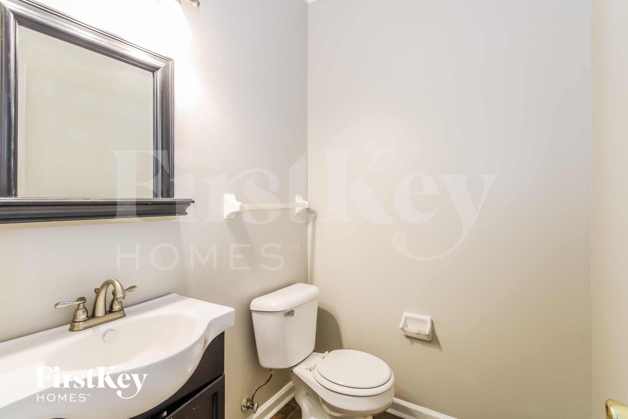 Building Photo - 6290 Fairway Hill Cove