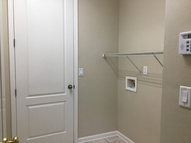 Building Photo - 3786 Ringneck Dr