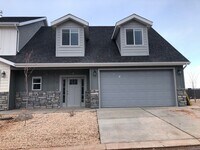 Building Photo - Spacious 4-Bedroom Home with Bonus Room in Northern Cedar City