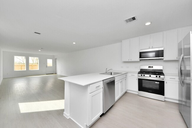 Building Photo - 29643 Knollwood Bay Rd