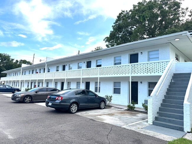 Building Photo - The Murray Apartments