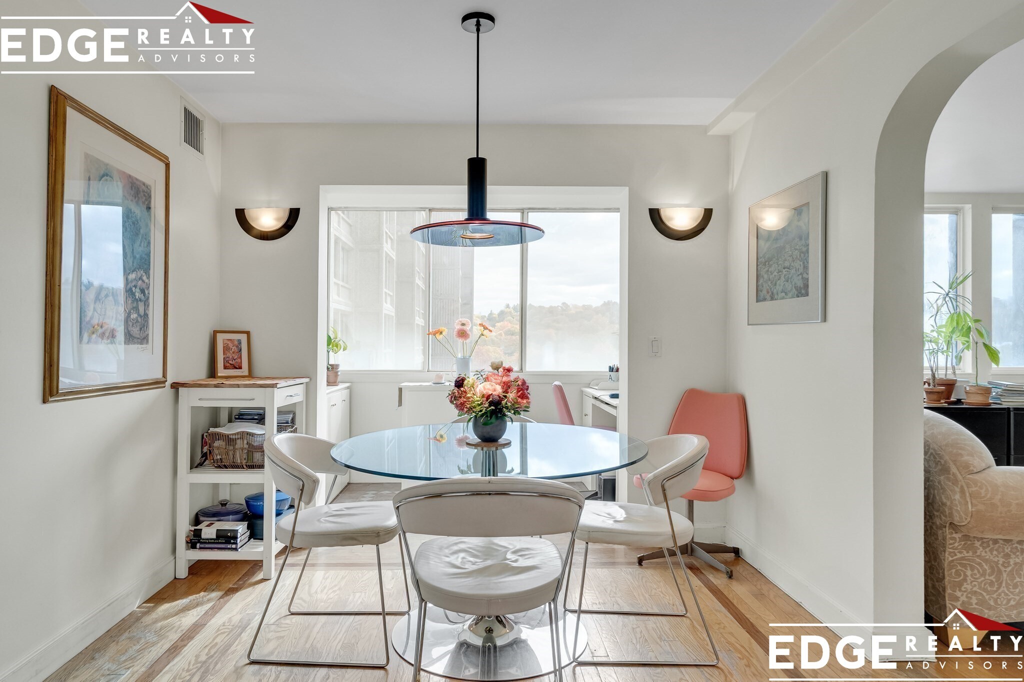 Building Photo - 1759 Beacon St