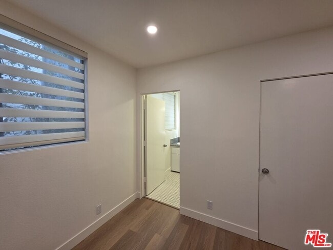 Building Photo - 1421 Greenfield Ave